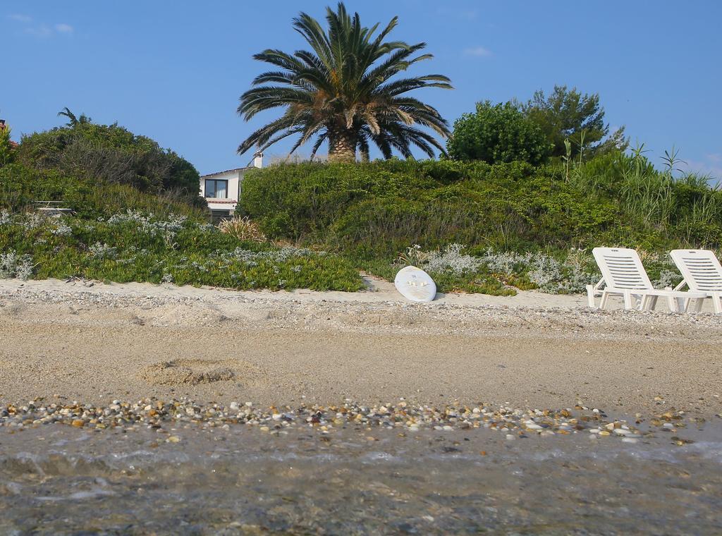Beach Front Chanioti Polychrono Buitenkant foto